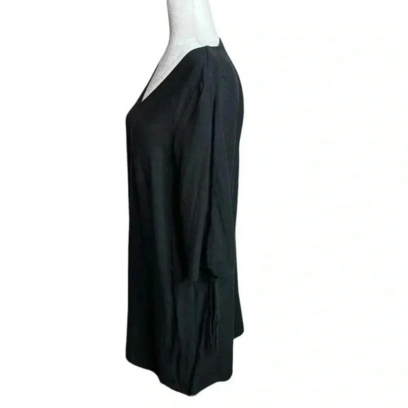 H&M Black Shift Dress 3/4 sleeves with bows knee length
Women's 8 - Picture 2 of 7